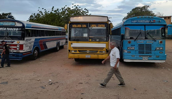 Ni gasolina ni gasoil: transportistas quedan ‘ponchados’ en Las Banderas