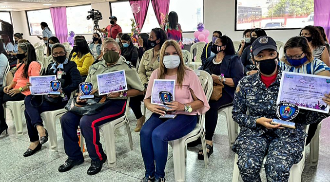 CPBEZ homenajea a oficiales en el marco del Día Internacional de la Mujer