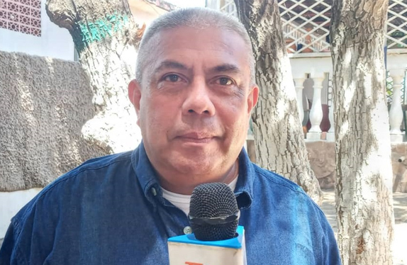 Luis Ortega: “Es inhumano, abuelos sin carnet de la Patria no los vacunan en el Zulia”