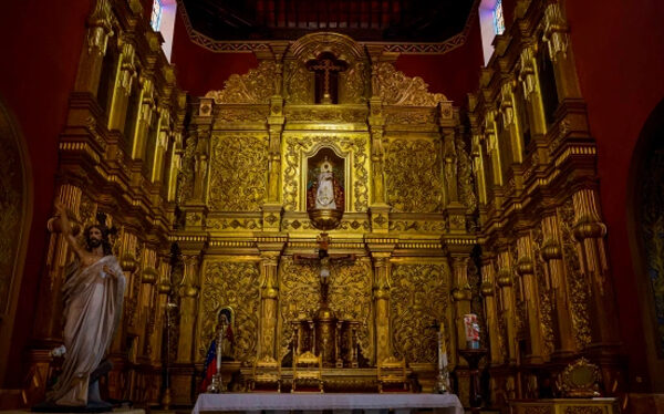 Los restos de José Gregorio están en Iglesia de La Candelaria (Video)