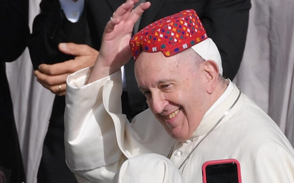 El papa Francisco confiesa que está “feliz” de volver a estar cara a cara con los fieles