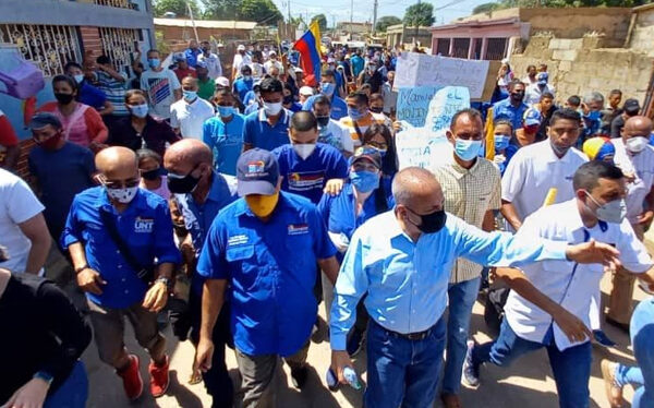 Manuel Rosales: Maracaibo es una ciudad hundida en el abandono y la basura